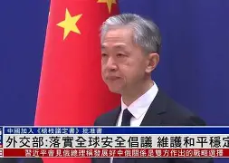 主帅强调攻守平衡，整体体系更加稳定